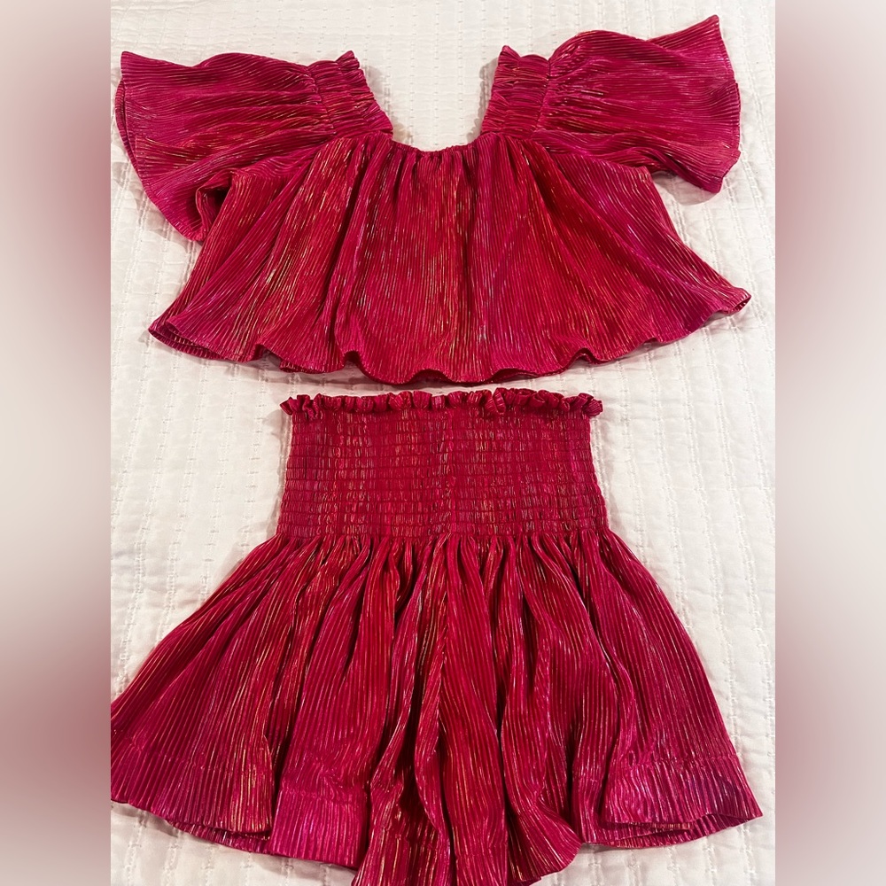 Queen of Sparkles short set Hot Pink  L M New without Tags 💕
